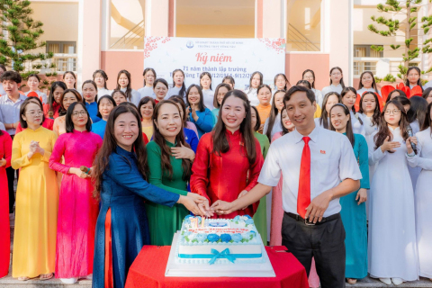 Kỷ niệm 71 năm ngày thành lập trường THPT Vũng Tàu