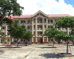 Quyết định phê duyệt đơn vị thẩm định giá tài sản thu hồi thanh lý từ sửa chữa trường năm 2022 của trường THPT Vũng Tàu.
